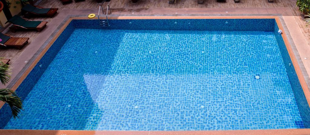 Indogee Apartments Pattaya Bagian luar foto