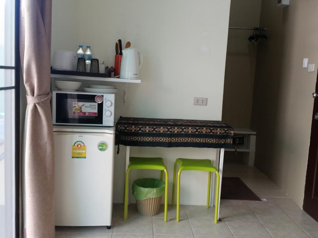 Indogee Apartments Pattaya Bagian luar foto