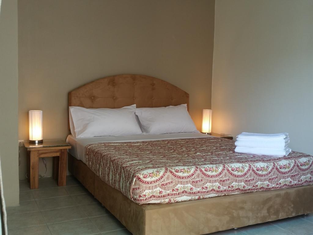 Indogee Apartments Pattaya Bagian luar foto